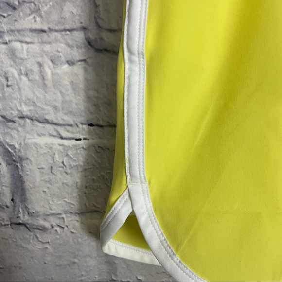 Nike Golf Tour Performance Convertible Golf Skirt Skort Shorts Yellow White 6 - Picture 6 of 15